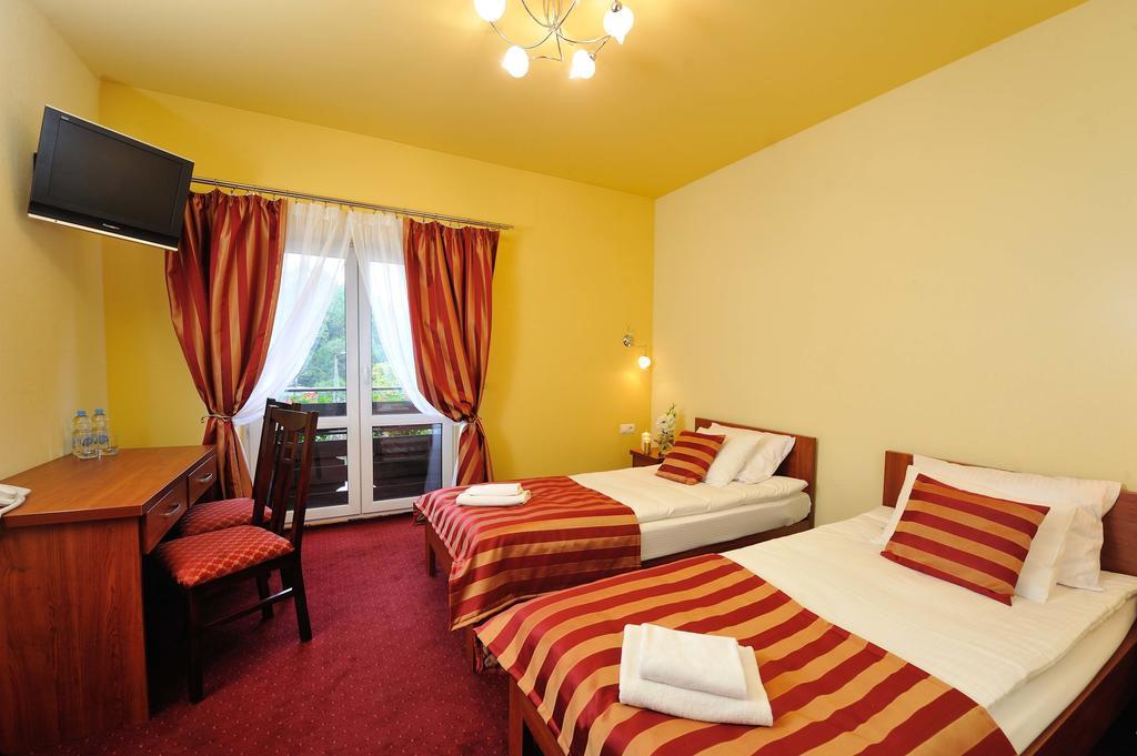 Hotel Na Bloniach بييلسكو بياوا الغرفة الصورة