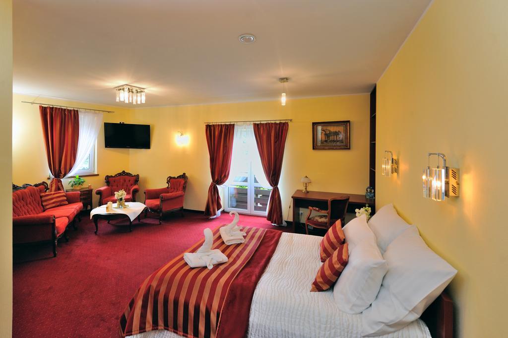 Hotel Na Bloniach بييلسكو بياوا الغرفة الصورة